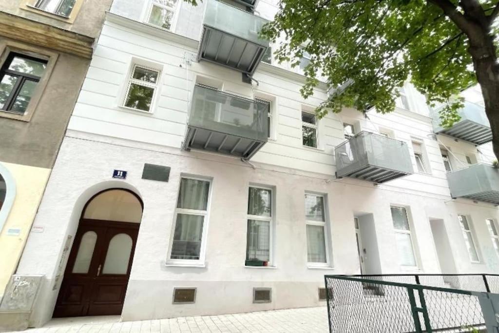 Modern Living In City Center - Fully Equipped Wiedeń Zewnętrze zdjęcie